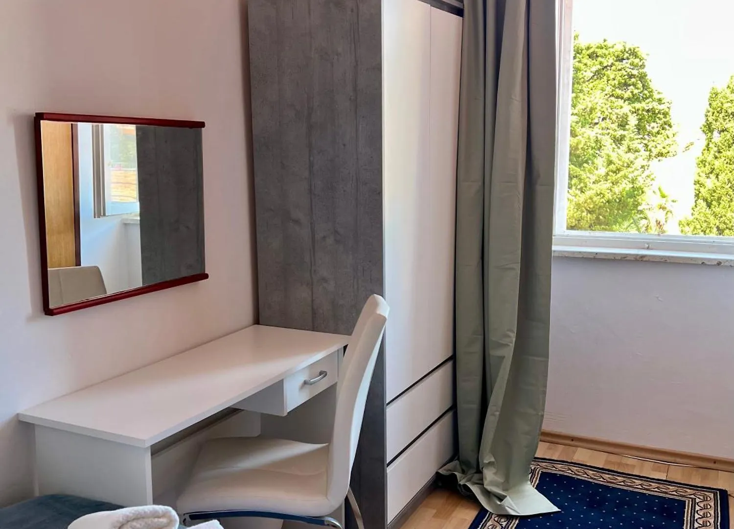 Garden Inn Veli Lošinj 3*,